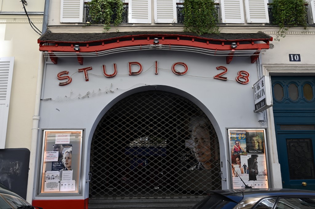 Avec la pandémie, les cinémas sont contraints de fermer leurs portes.Ainsi, les évènements en ligne sont devenus la norme. (AFP)