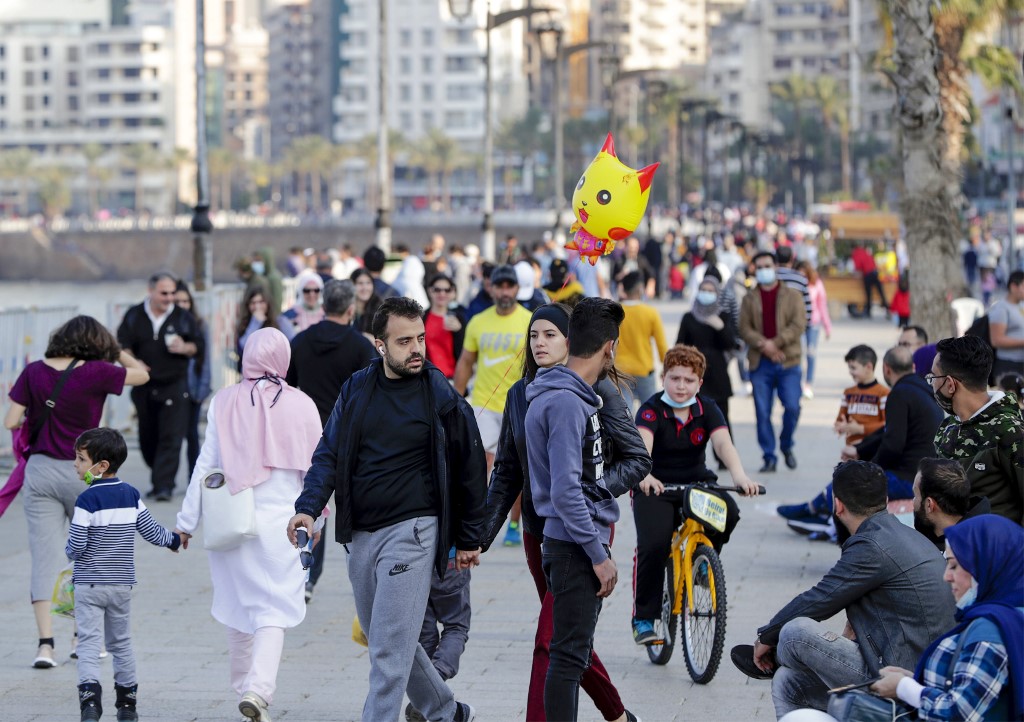 Liban: nouveau confinement partiel, une réponse insuffisante pour endiguer la catastrophe