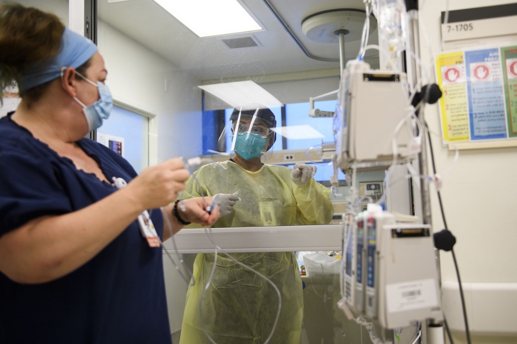 "Tant de morts": un hôpital de Los Angeles au coeur de la tourmente du Covid-19
