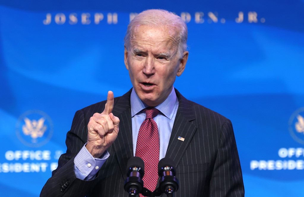 Les violences au Congrès vont hanter Biden sur la scène internationale