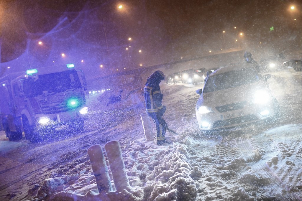 Espagne: course contre la montre pour déneiger avant une vague de froid