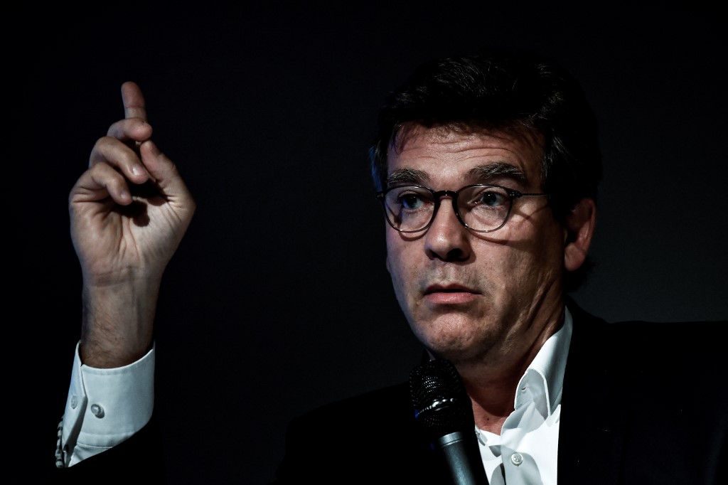 L'ancien ministre français de l'Economie Arnaud Montebourg prononce un discours, le 2 octobre 2017 à Grenoble. (AFP)