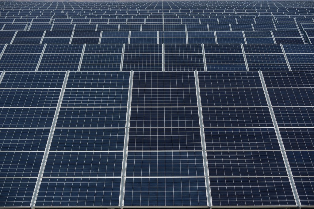 Programme d'alimentation de trois écoles en énergie solaire