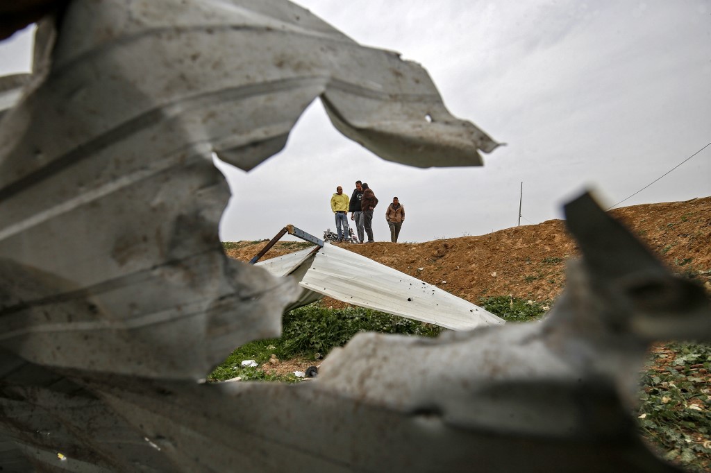 Frappes israéliennes contre des positions du Hamas à Gaza