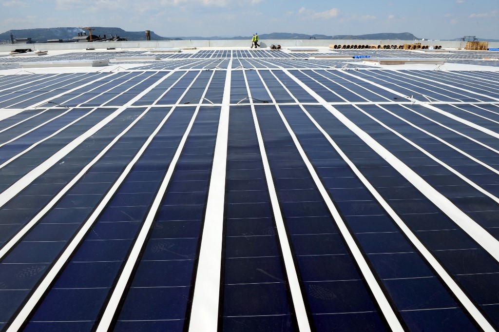 Israël et les EAU signent un premier accord dans le domaine de l'énergie solaire