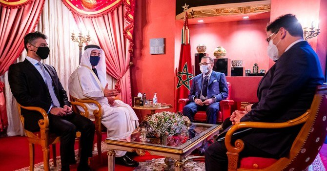 Le roi du Maroc reçoit le ministre des Affaires étrangères des EAU