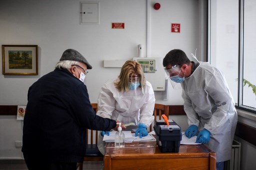 Au plus fort de l'épidémie, les Portugais votent pour la présidentielle