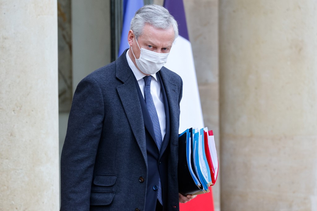 Le ministre de l’Économie Bruno Le Maire a aussi reconnu mercredi qu'en cas de nouvelles mesures de restrictions, "bien entendu, nous aurons une croissance qui ne pourrait pas atteindre les 6% en 2021", comme le prévoit pour l'instant le gouvernement. (AFP)