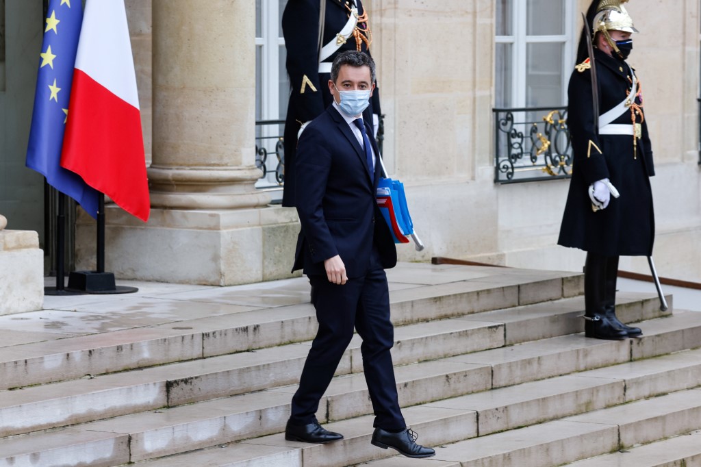 Séparatisme: de Darmanin aux bataillons LREM, les acteurs du débat à l'Assemblée