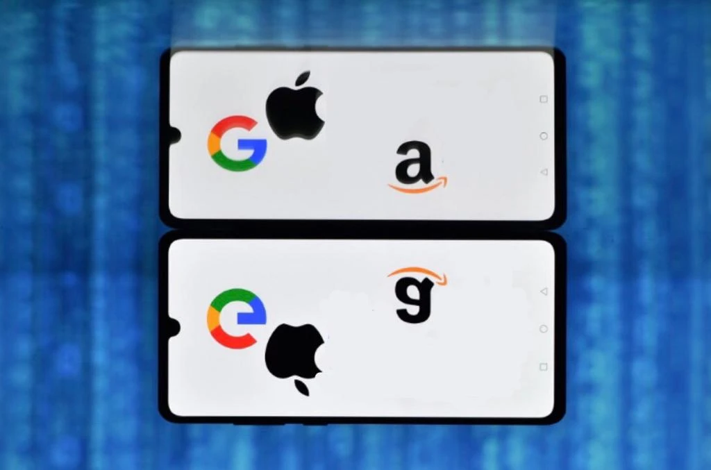 Le réseau social conservateur en vogue Parler expulsé d'Amazon, Apple et Google