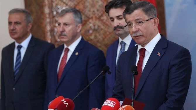 Un homme politique et un journaliste dissidents battus à Ankara en plein jour