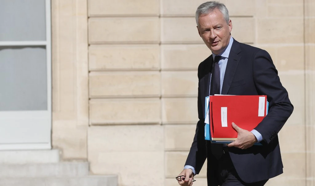 Le Maire admet des erreurs de méthode dans le dossier Veolia-Suez