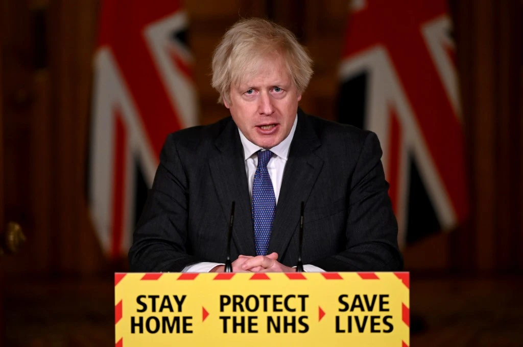 Le variant britannique de la Covid peut être encore plus mortel, prévient Boris Johnson