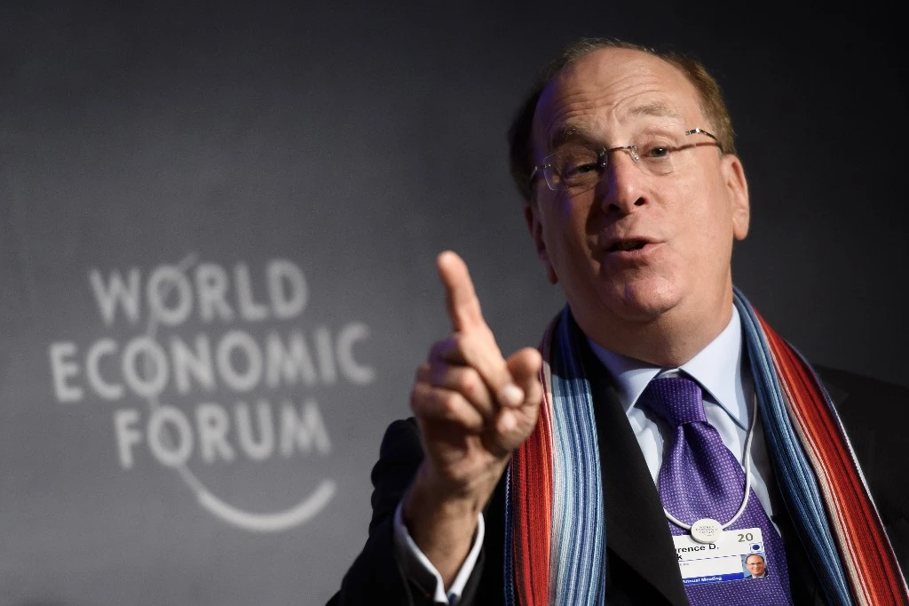 BlackRock enjoint les entreprises de muscler leurs objectifs «verts»