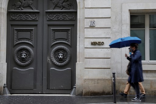 La collection d'art et le mobilier de Kenzo aux enchères à Paris