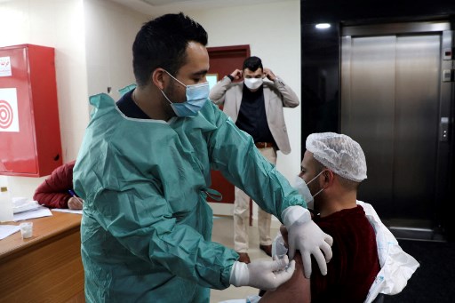 Virus : retard dans la campagne de vaccination des Palestiniens