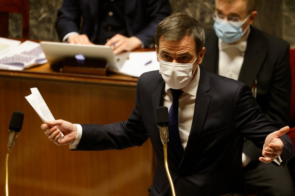 France: nouvelles mesures face au variant anglais dans le Nord