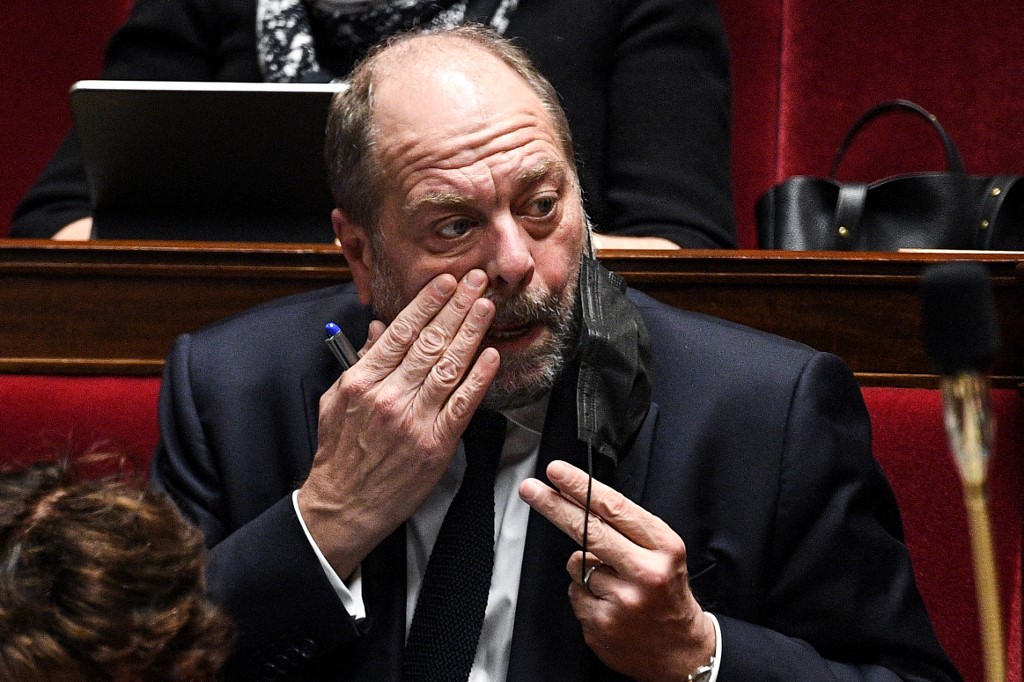Le ministre français de la Justice Eric Dupond-Moretti lors d'une séance de questions au gouvernement à l'Assemblée nationale à Paris, le 16 février 2021. (Photo, AFP)