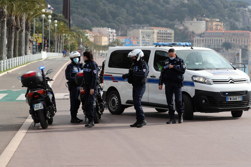 Nice confinée reprend ses allures de ville-fantôme