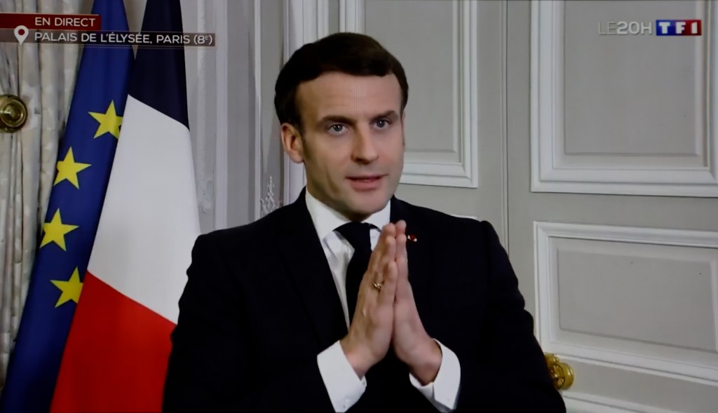 Macron promet une vaccination générale «d'ici la fin de l'été»