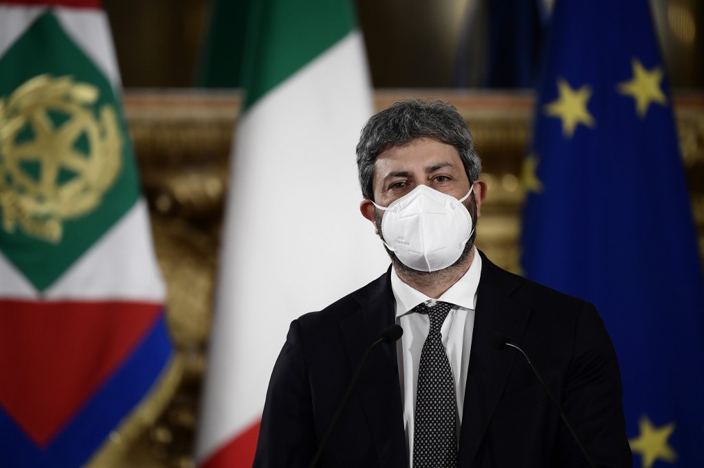 Mario Draghi, l'ex-patron de la BCE, appelé à la rescousse en Italie