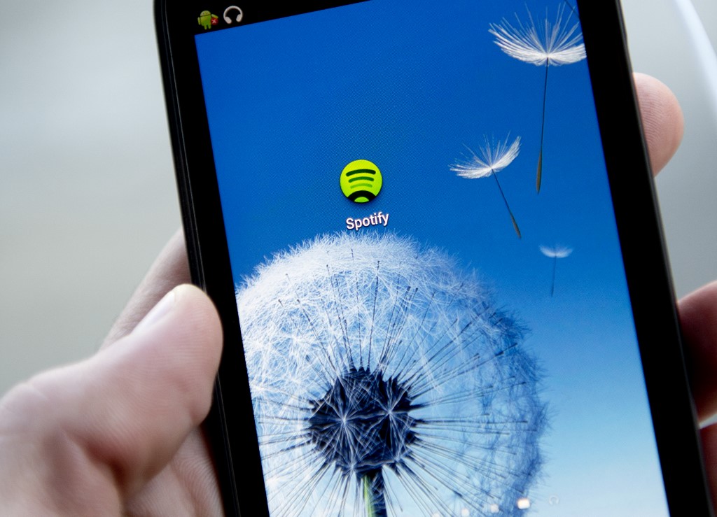 Cette illustration photo montre le logo de l'application Android du service de streaming musical suédois Spotify le 7 mars 2013 à Stockholm, Suède. (AFP)