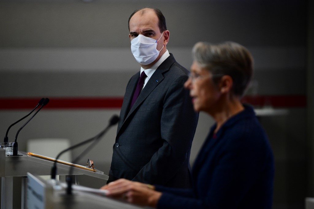 Covid-19 : Macron critique l'opacité du vaccin chinois , Castex appelle à la prudence