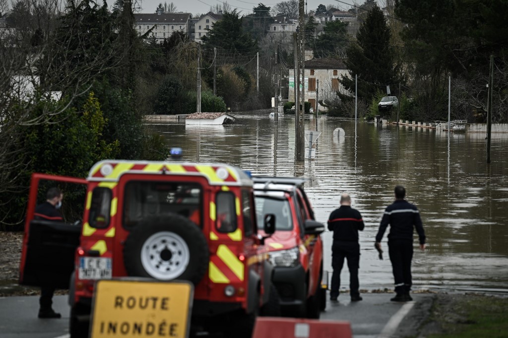 Explosion à Bordeaux: une femme décédée, son compagnon toujours dans un état grave