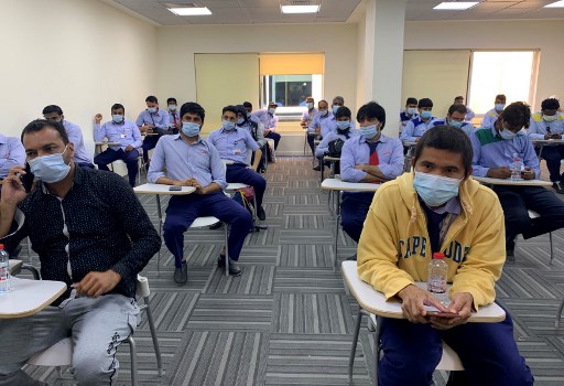 Virus: Dubaï vaccine en masse les employés des transports en commun