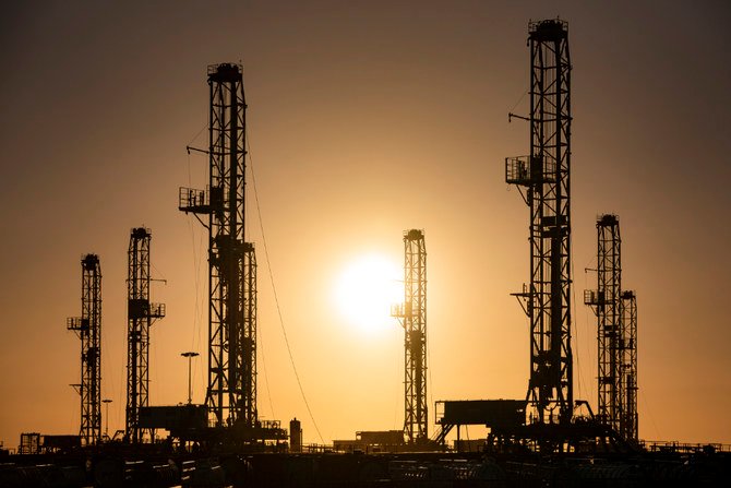 Propulsé par la «surprise saoudienne», le baril de pétrole dépasse les 60 dollars