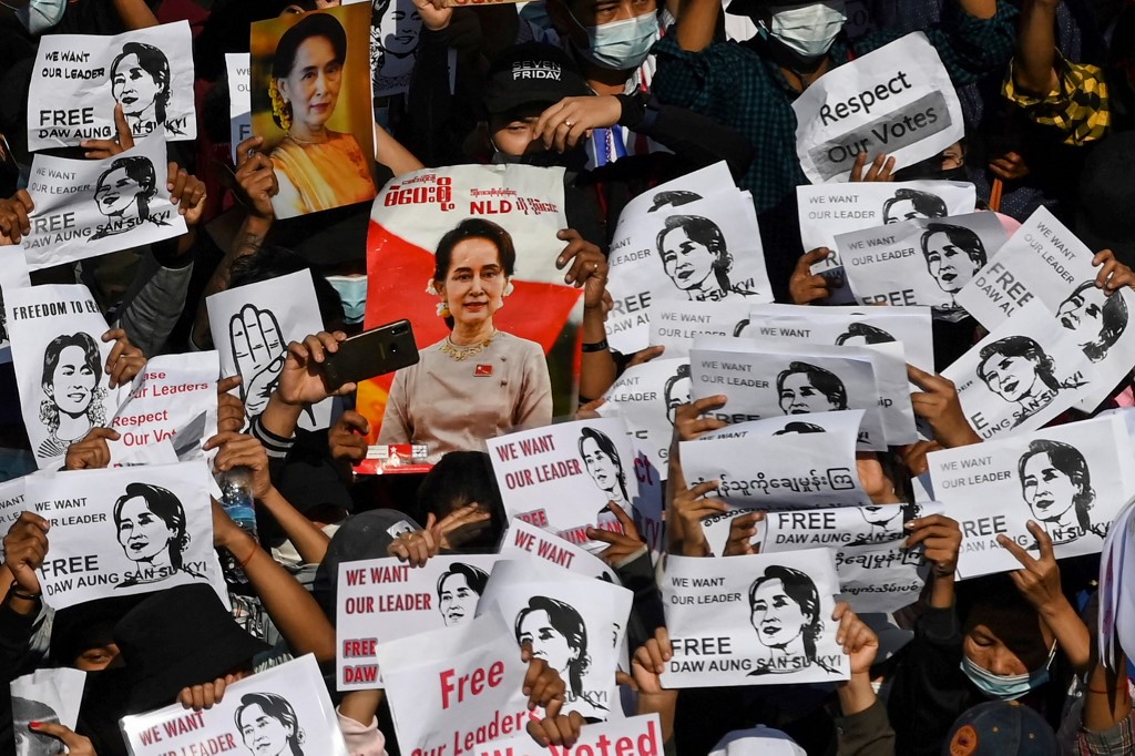 Birmanie: l'armée mène un raid contre le siège du parti d'Aung San Suu Kyi