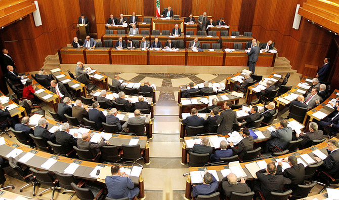 Les leaders politiques libanais s’invectivent concernant le retard dans la formation d’un gouvernement