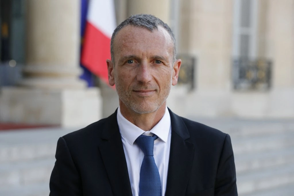 Le PDG de Danone défend son bilan 2020 et sa place