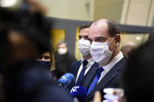Jean Castex en déplacement surprise à l'hôpital d'Argenteuil