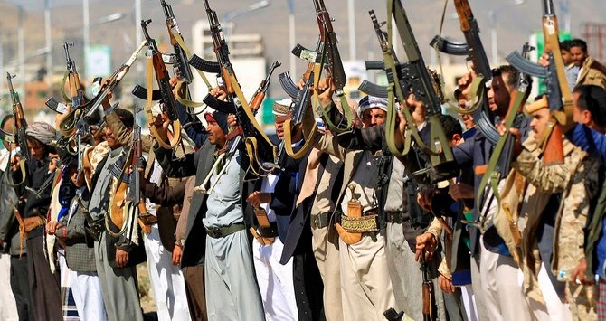 Les Houthis ignorent les condamnations et poursuivent leur offensive contre Marib