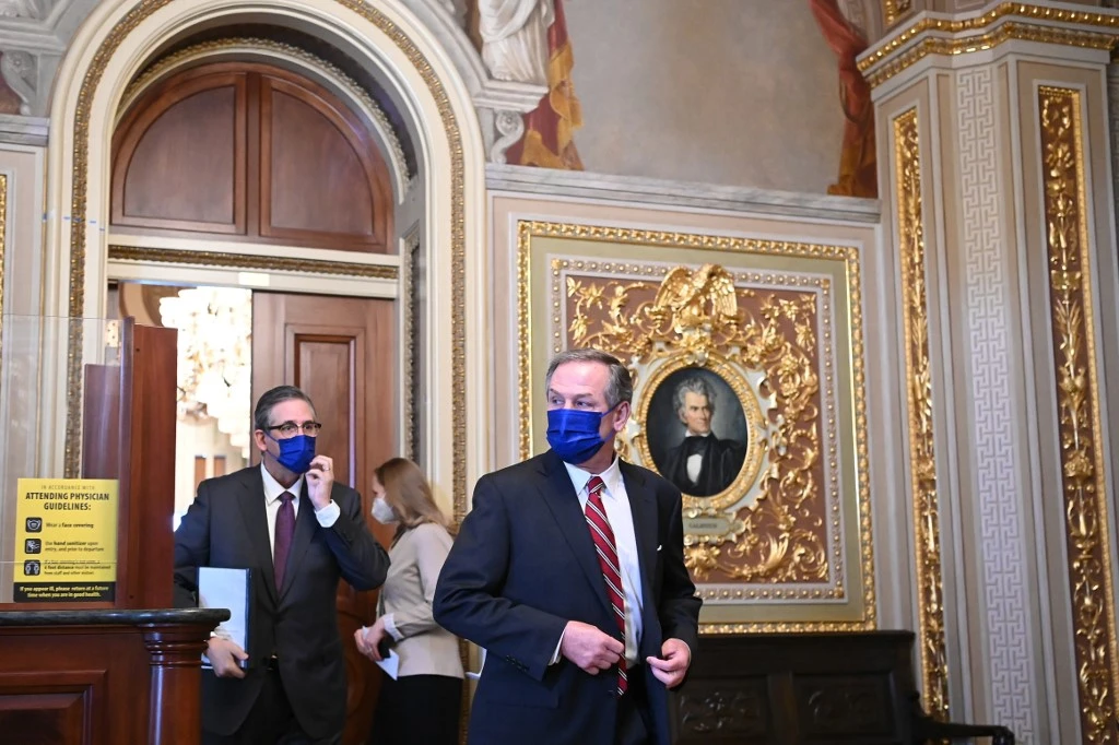 Les démocrates appellent à condamner Trump pour "éviter une récidive"