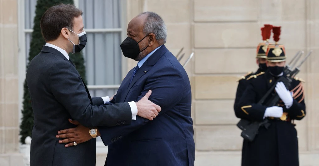 Guelleh à l'Elysée pour un déjeuner de travail avec Macron