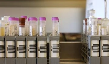 Le coronavirus est « parmi nous » pour longtemps, avertissent les experts