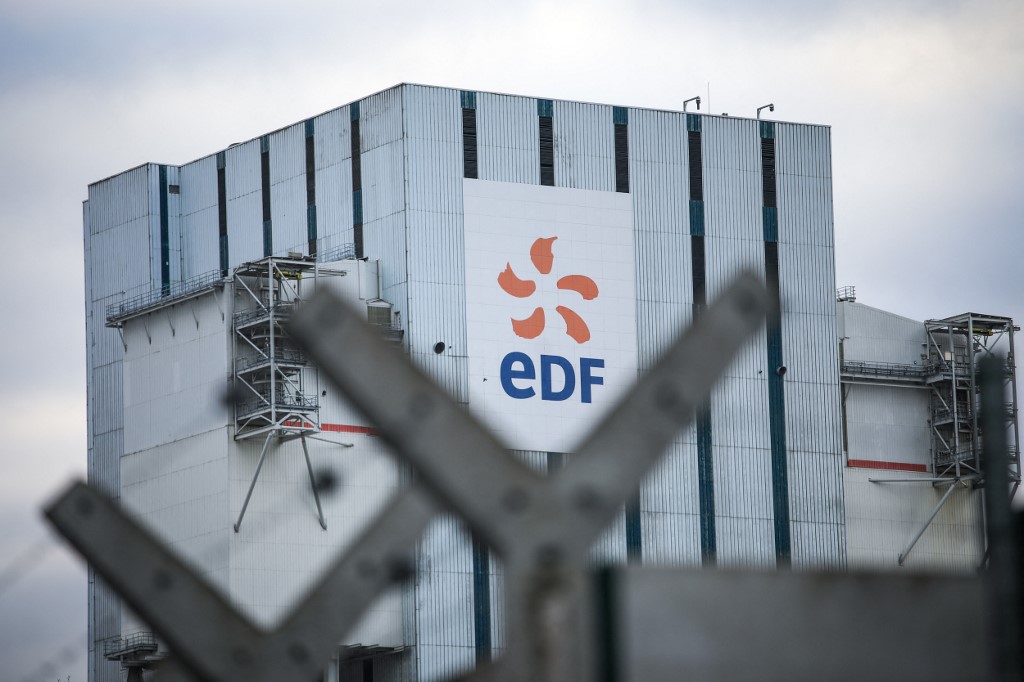 EDF suspend un projet de barrage électrique en Birmanie