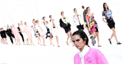 Après le Grand Palais, Chanel défile dans l'intimité d'une boîte de nuit parisienne