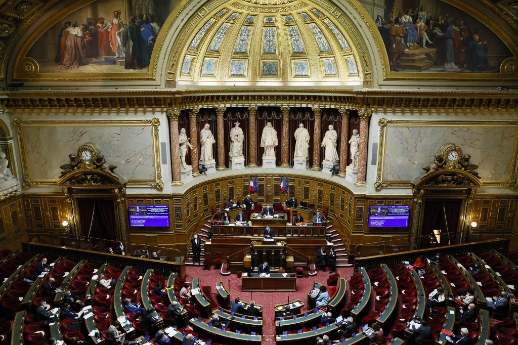 «Sécurité globale»: le texte controversé arrive au Sénat, sur fond de protestation