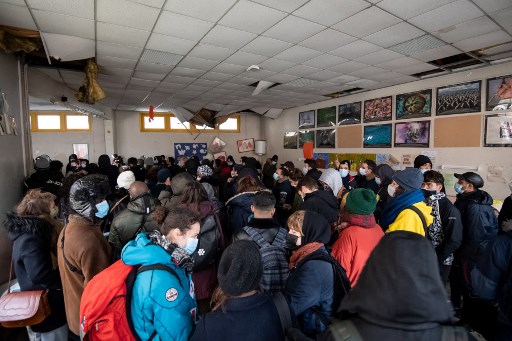 France: des migrants manifestent pour obtenir des titres de séjour