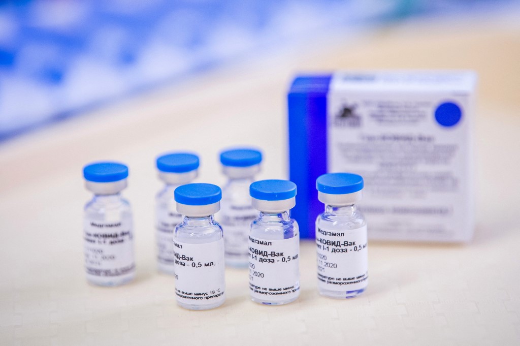 Virus: l'examen du vaccin Spoutnik V commence en Europe, où l'épidémie repart