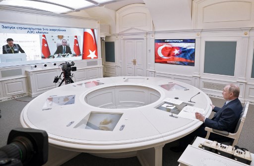 Erdogan et Poutine marquent l'avancement d'un projet de centrale nucléaire en Turquie