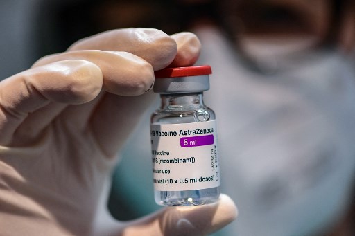 Covid: l'Italie interdit l'utilisation d'un lot d'AstraZeneca