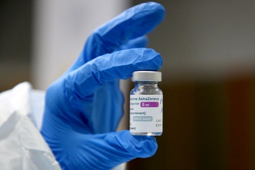 Les autorités sanitaires irlandaises recommandent la suspension d’AstraZeneca