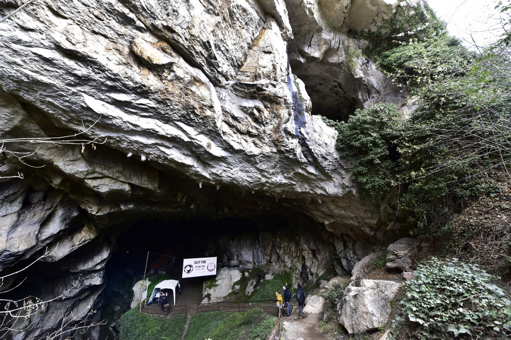 En Ariège, des volontaires se confinent 40 jours dans une grotte, «hors du temps»