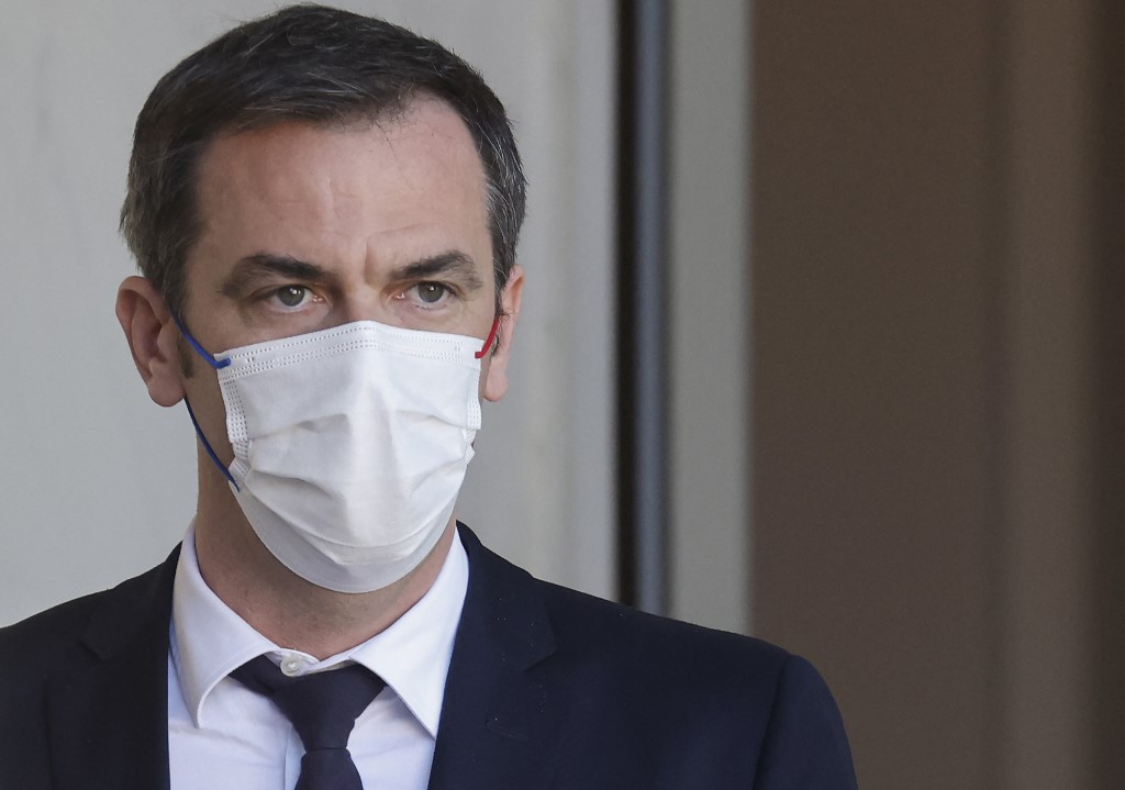 Théâtres, restaurants: Véran espère pouvoir se passer de «pass sanitaire»