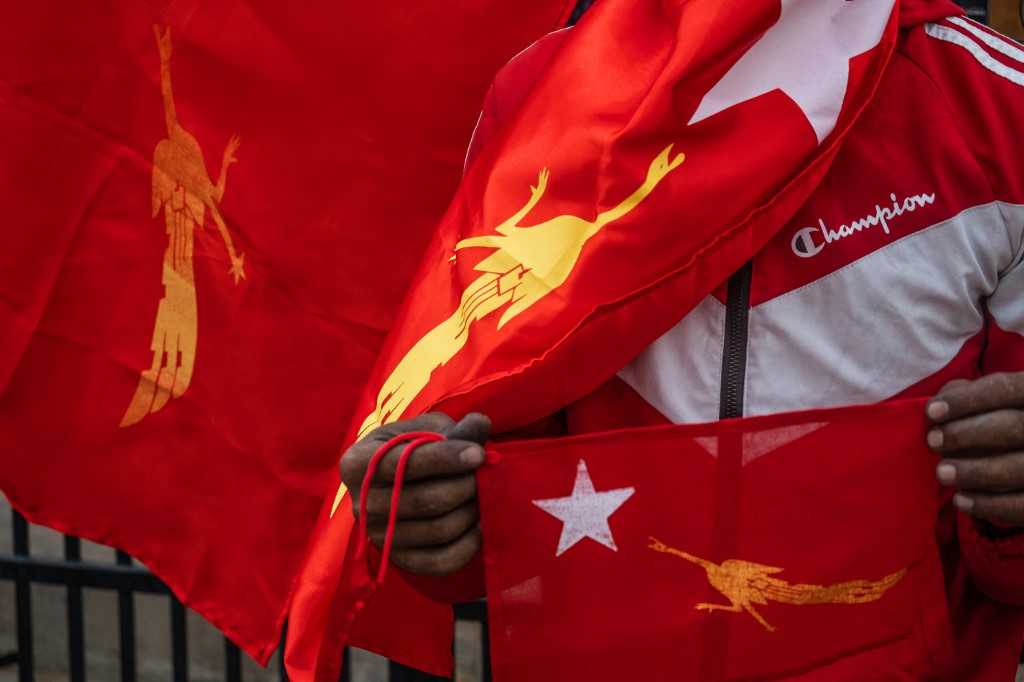 Birmanie: plus de 500 morts, les factions rebelles menacent la junte