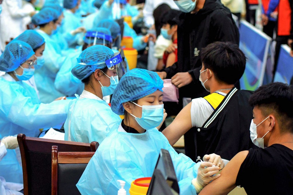 Covid: les vaccins chinois ont montré qu'ils étaient sûrs (experts OMS)